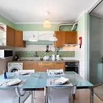 Luxurious Living - Da Rocha Apartment *