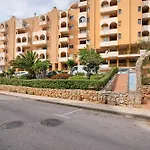 Luxurious Living - Da Rocha Apartment