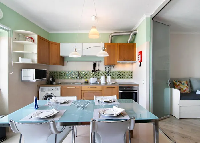 Luxurious Living - Da Rocha