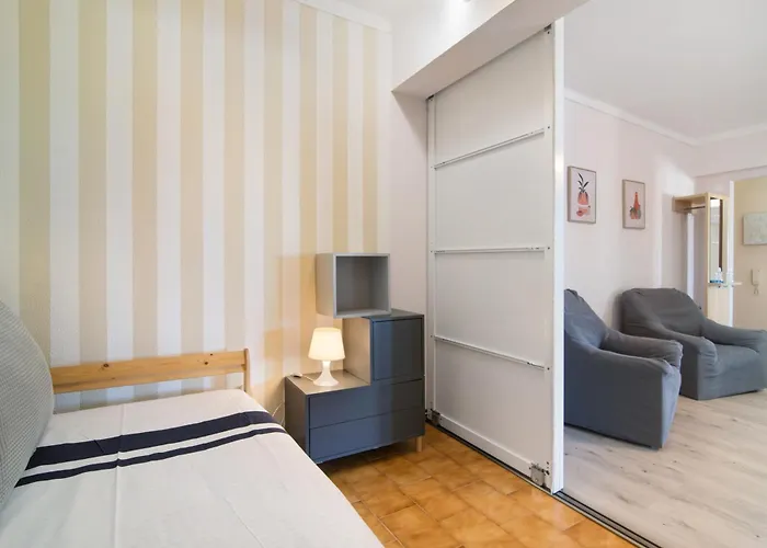 Luxurious Living - Da Rocha *