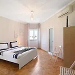 Luxurious Living - Da Rocha Apartman *